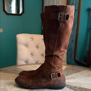 Born Suede Tobacco Colored Boots